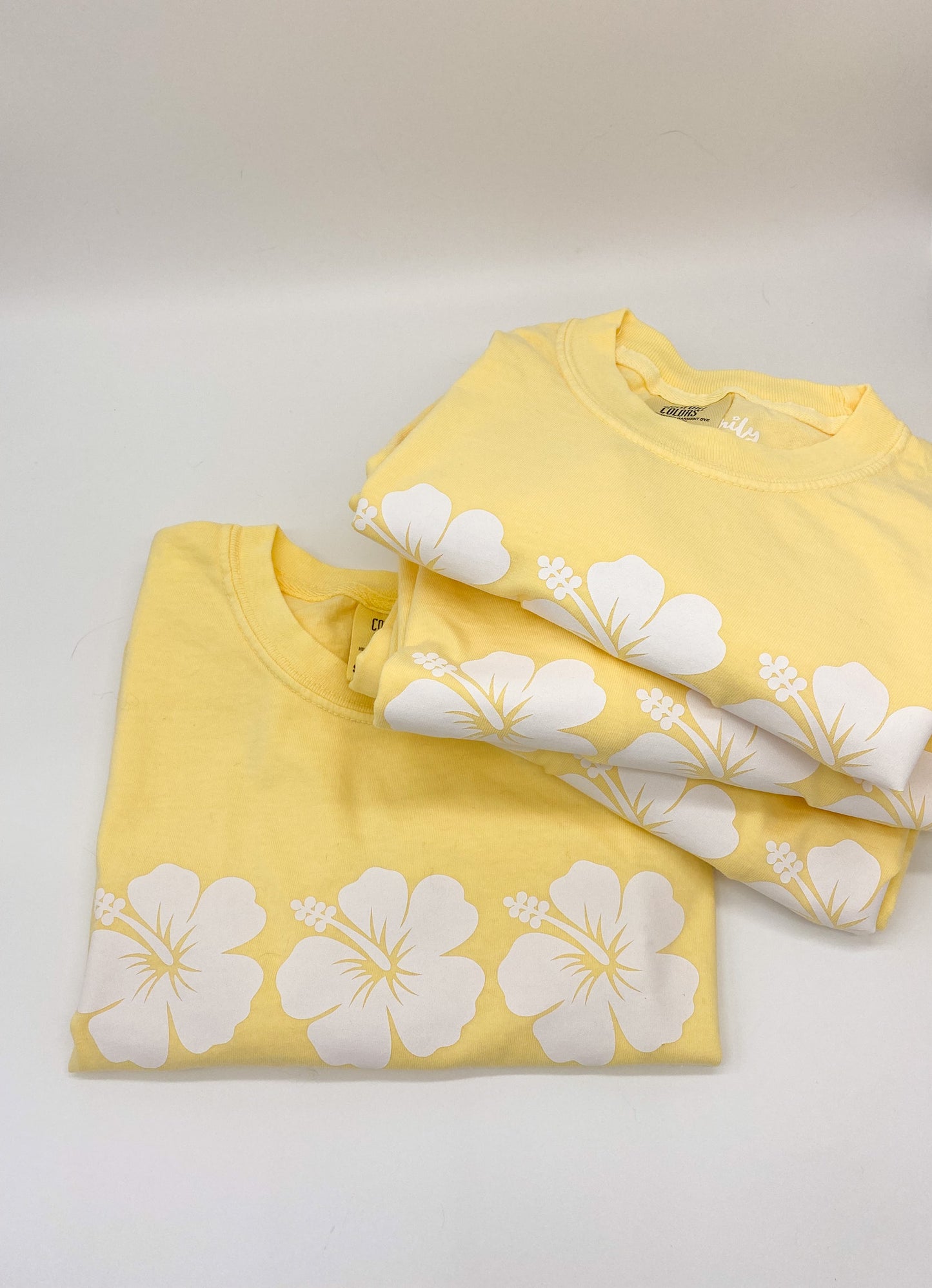 Trio Flowers Tee
